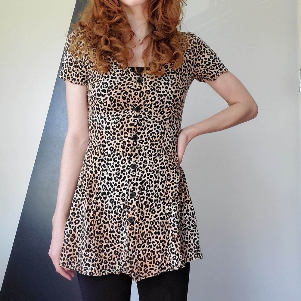 Leopard print mini-dress